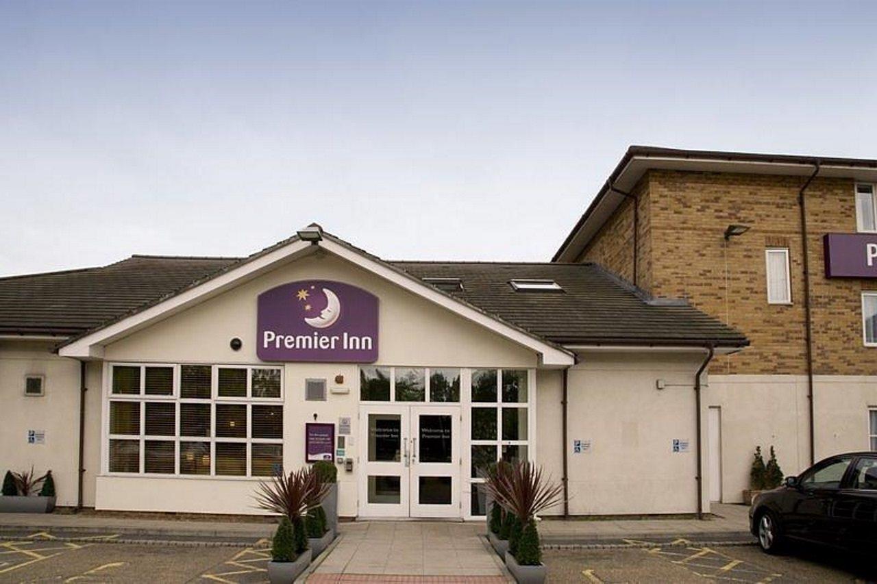 Premier Inn London Barking Exterior photo